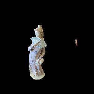 NAO BY LLADRO LADY /FAN